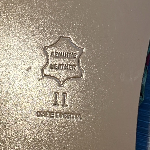 Steve Madden flip flop - Picture 3 of 5